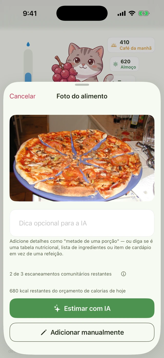 Tela de foto de comida com uma pizza, um campo opcional de dica, a nota 2 de 3 escaneamentos comunitários restantes, e um botão Estimar com IA.